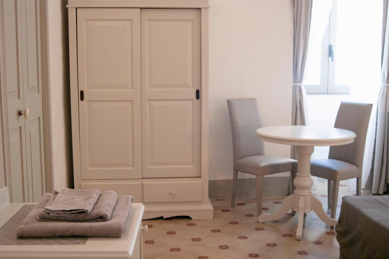 Le Finestre Su Porta Carrese - Luxury Rooms Matino Exterior photo