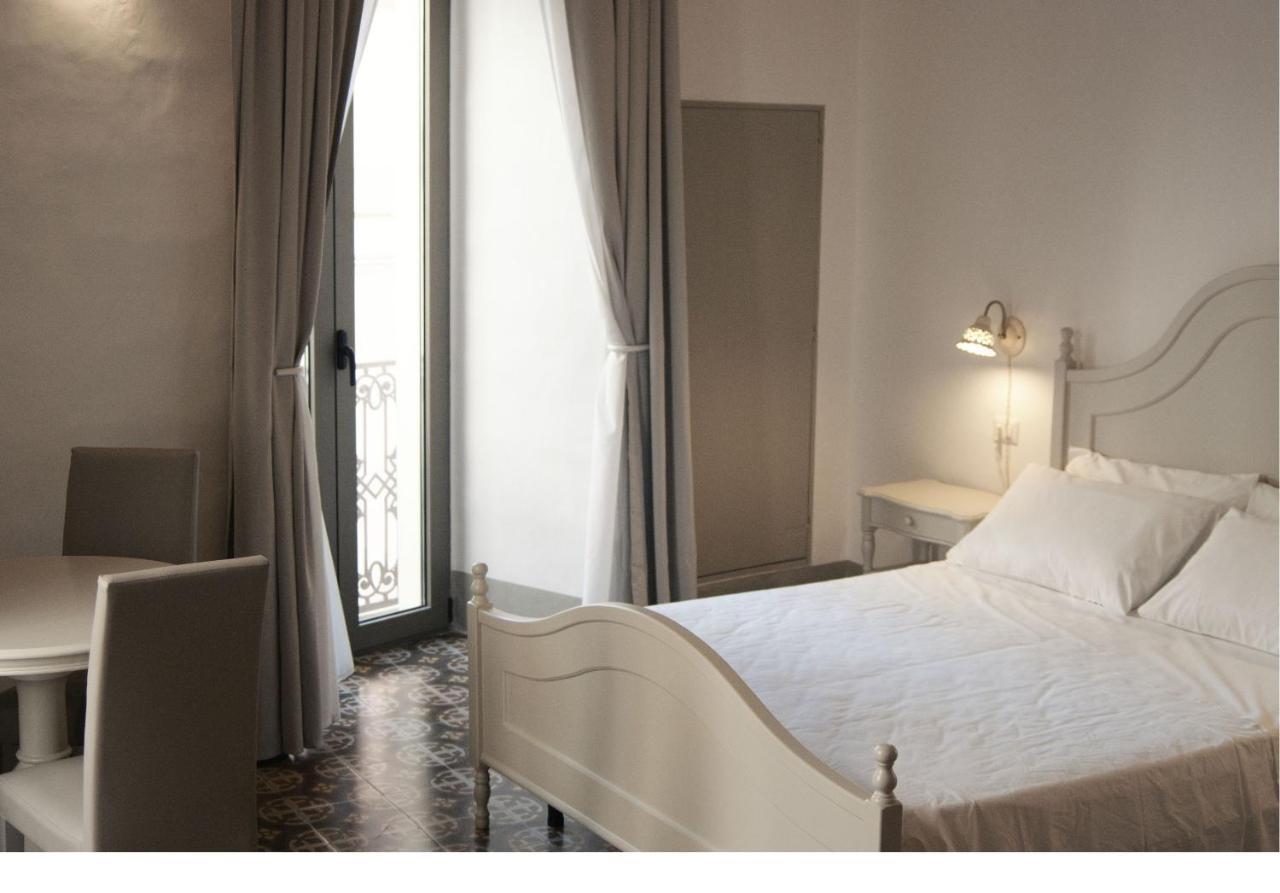 Le Finestre Su Porta Carrese - Luxury Rooms & Suites Matino Exterior photo