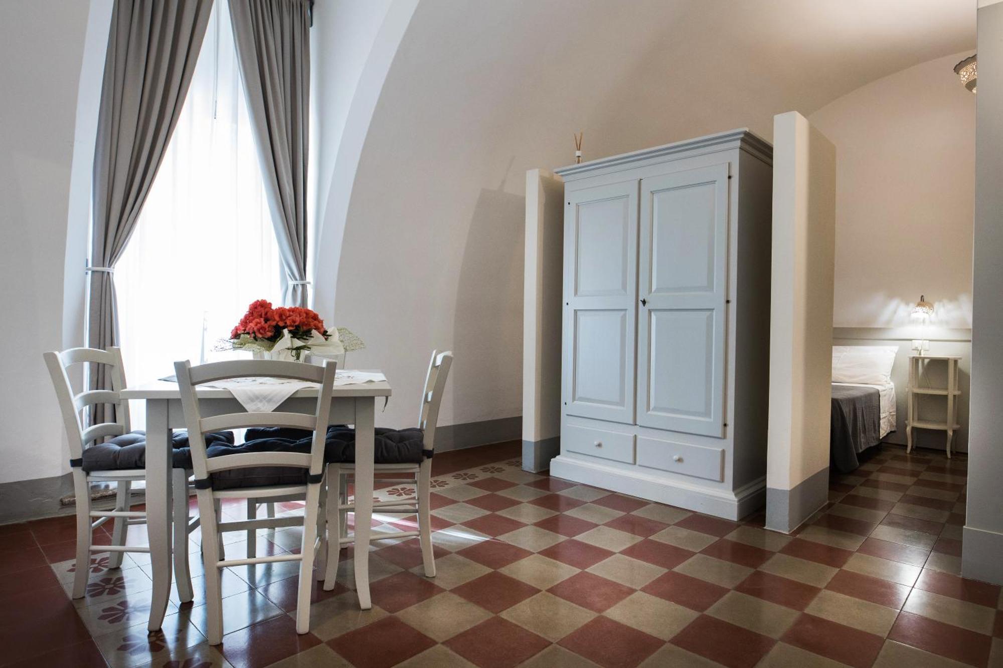 Le Finestre Su Porta Carrese - Luxury Rooms & Suites Matino Exterior photo